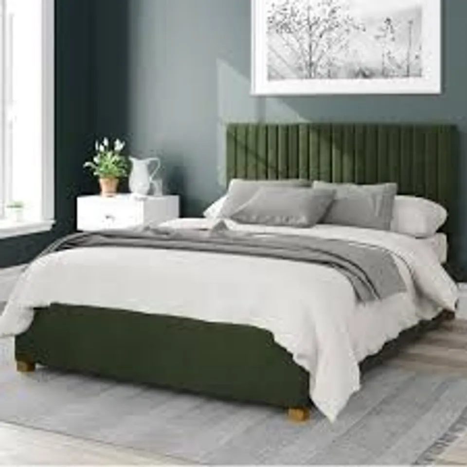 BOXED GRANT PLUSH VELVET OTTOMAN BED FRAME - STEEL VELVET // SIZE: 4FT6 (3 BOXES)