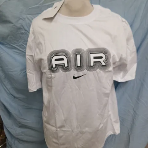 NIKE AIR WHITE T-SHIRT WITH AIR GRAPHIC – MEN'S UK M