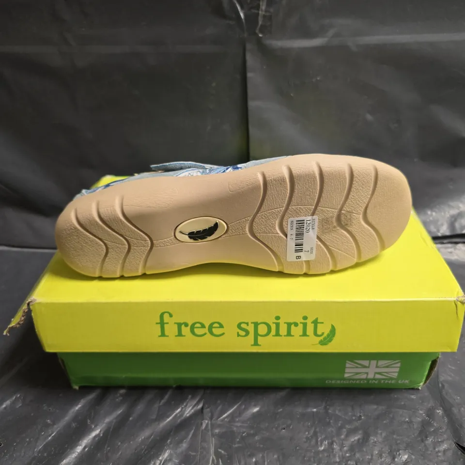 Free Spirit Cleveland Sandals – UK 7, Blue/Multi (Boxed)