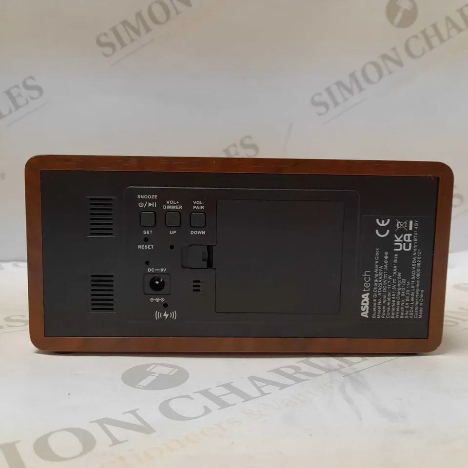 BLUETOOTH QI CHARGING ALARM CLOCK