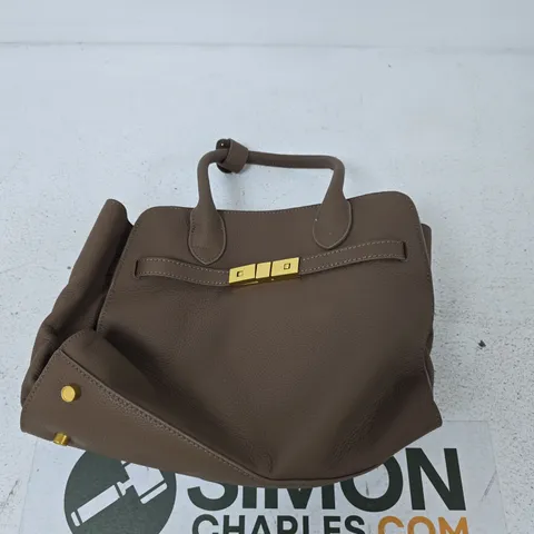 BROWN PEBBLED LEATHER LOOK HANDBAG WITH GOLD-TONE HARDWARE 