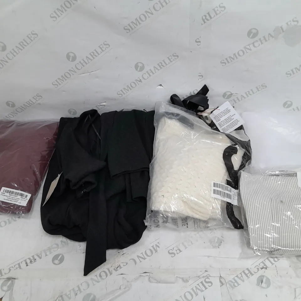 BOX OF APPROXIMATELY 18 ASSORTED ITEMS TO INCLUDE - DRESSES , JUMPERS , AND  T-SHIRTS ETC