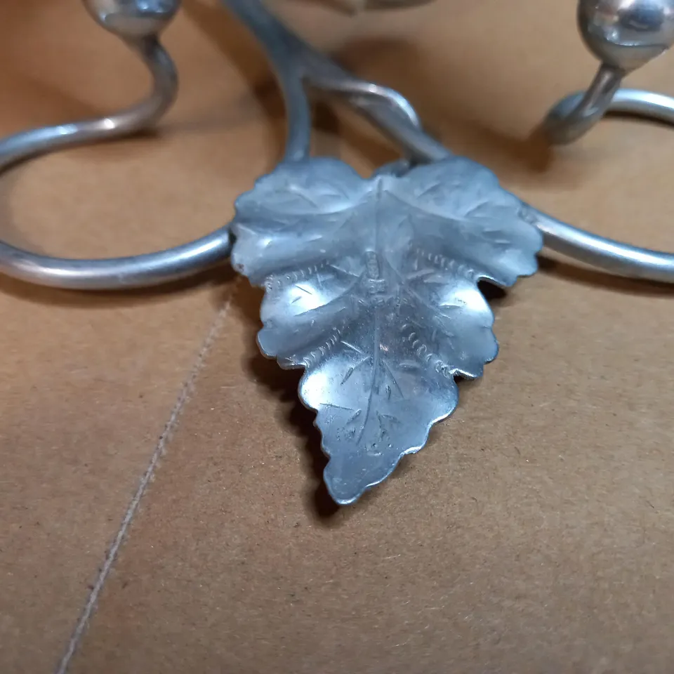 DECORATIVE CANDLE HOLDER