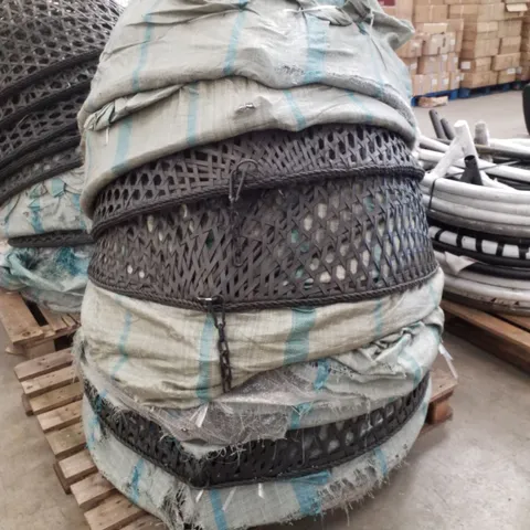 PALLET OF 8 HANGING EGG CHAIR SEATS