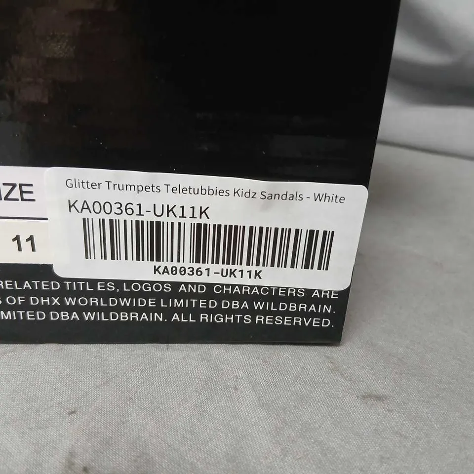 BRAND NEW BOXED KOI X TELETUBBIES GLITTER TRUMPETS KIDZ SANDALS – WHITE, UK 11 (K)