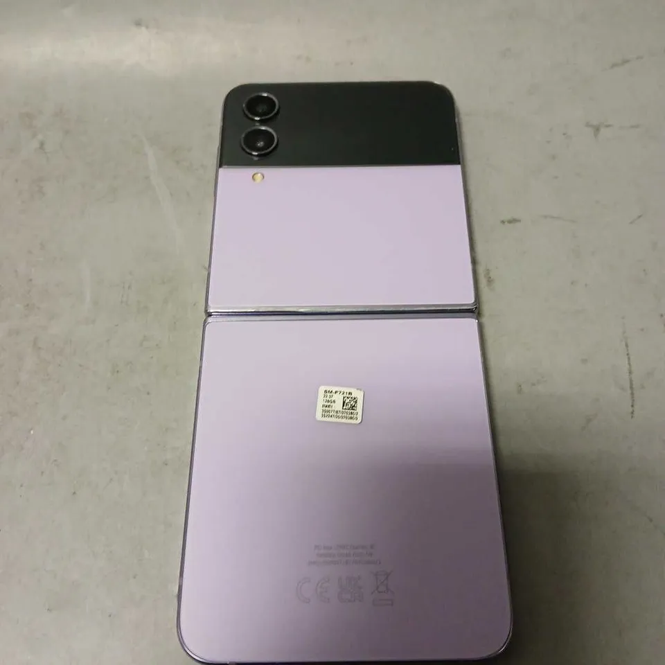 SAMSUNG GALAXY FLIP MOBILE PHONE IN LILAC 