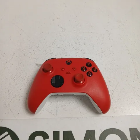 XBOX WIRELESS CONTROLLER – RED
