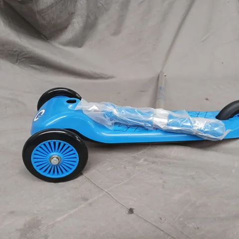 BOXED EVO MOVE N GROOVE KIDS SCOOTER