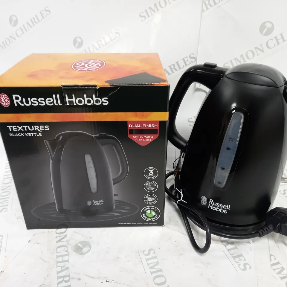 BOXED RUSSELL HOBBS BLACK KETTLE