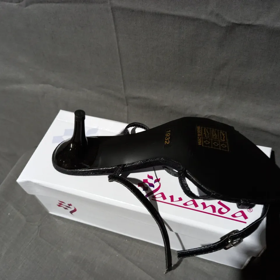 APPROXIMATELY 24 BOXED PAIRS OF LAVANDA STRAP SANDALS IN BLACK VARIOUS SIZES TO INCLUDE SIZES 37, 38, 39