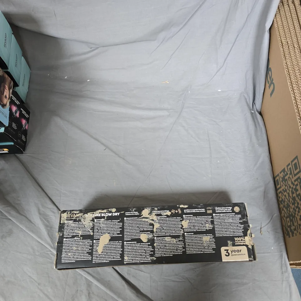 REVAMP PROFESSIONAL VOLUME BLOW DRY BRUSH – BOXED 