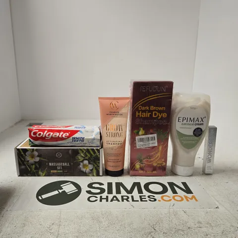 APPROXIMATELY 15 ASSORTED BEAUTY PRODUCTS INCLUDING COLGATE WHITE TEETH, HELDSON MASSAGEBALL SET AND CHARLES WORTHINGTON SHAMPOO