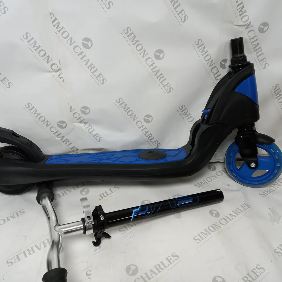 BOXED EVO VT2 E-SCOOTER BLACK/BLUE