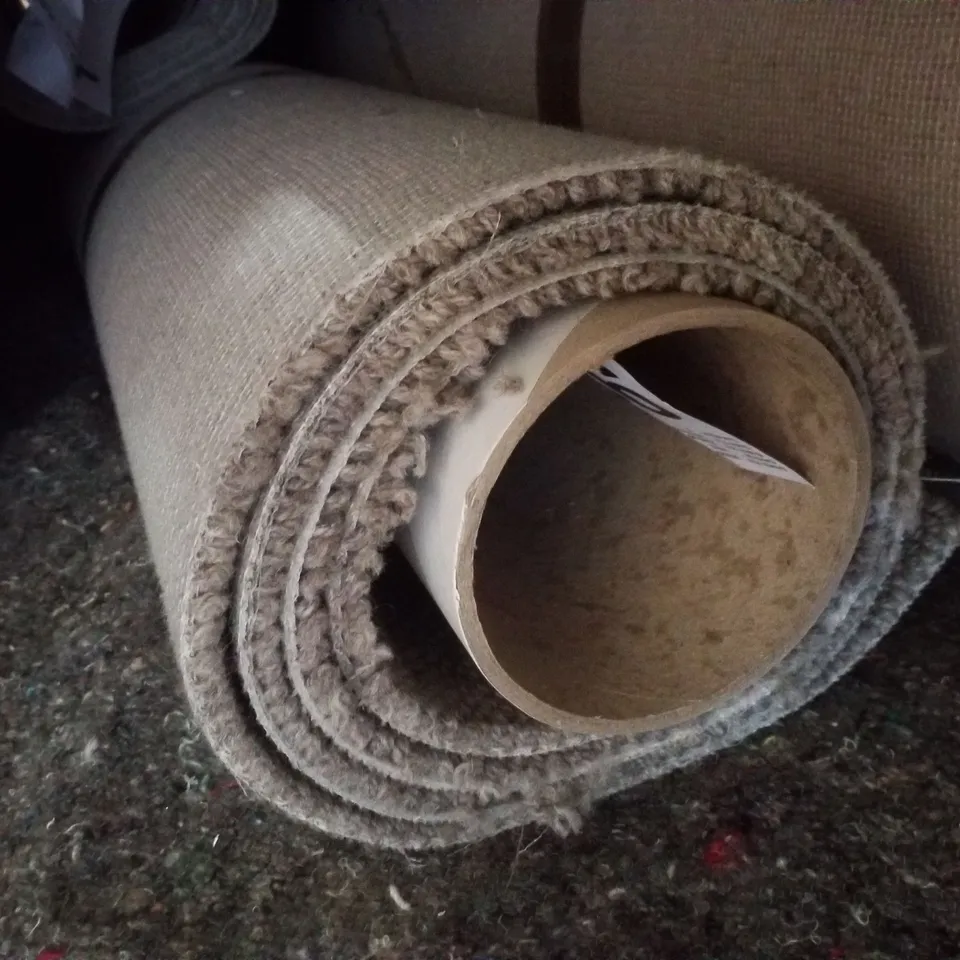 ROLL OF QUALITY 5M BEACHCOMBER REEF CARPET - 5×1.84M