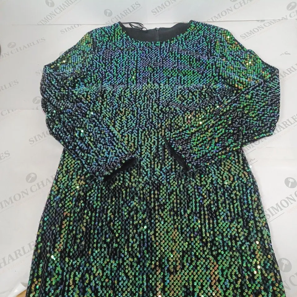 QUIZ SEQUIN OCCASSIONAL DRESS SIZE 12