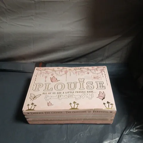 P LOUISE PINK MAKEUP BOX PACKAGING WITH BUTTERFLY MOTIF – COSMETICS BOX 