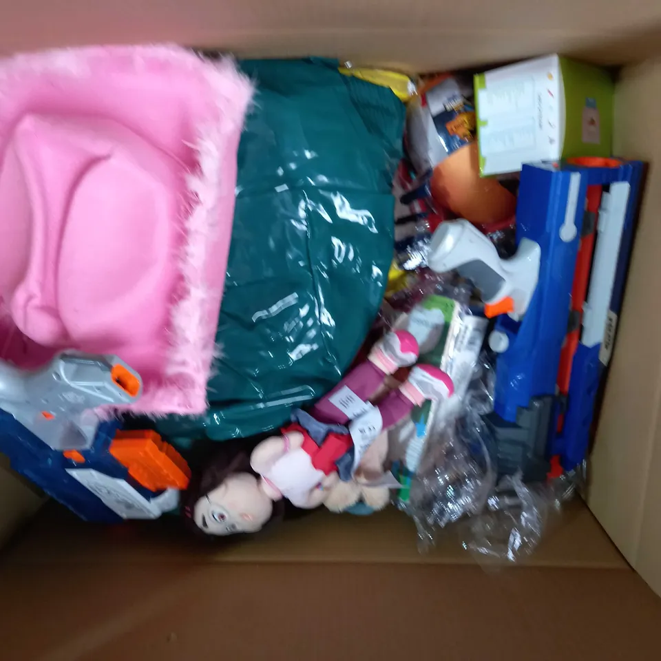 BOX OF APPROX 40 ASSORTED TOYS TO INCLUDE - NERF RETALIATOR - JURASSIC WORLD DINO SUPRISE - CARD EARLY EDUCATION DEVICE ECT