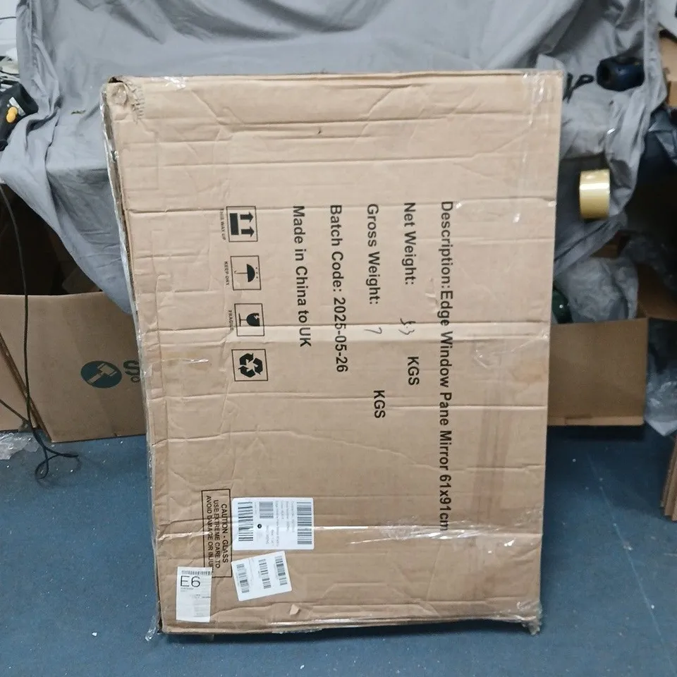 BOXED EDGE WINDOWPANE MIRROR - 61cm x 91cm (1 BOX)
