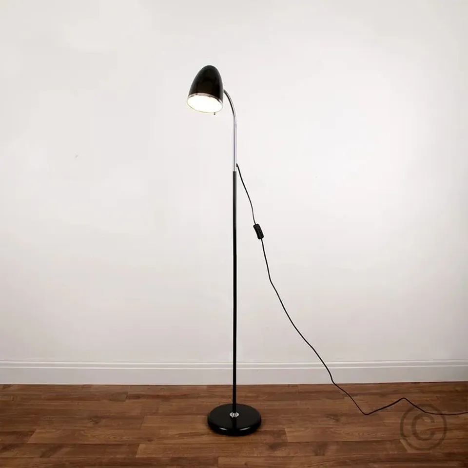 BOXED AQUAVIA 135CM ARCHED FLOOR LAMP BLACK