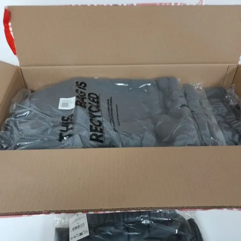 BOX OF APPROXIMATELY 13 ASSORTED CLOTHING ITEMS TO INCLUDE: GREY JOGGERS
