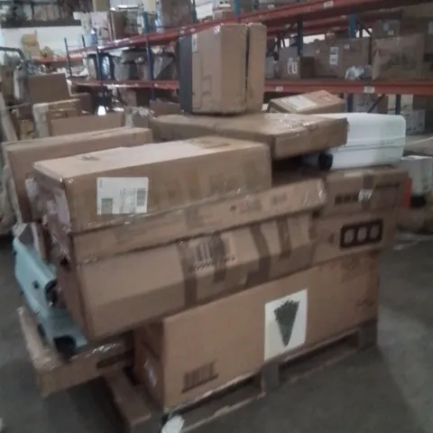 PALLET OF ASSORTED HOUSEHOLD GOODS AND PRODUCTS TO INCLUDE;SUITCASE,CORNER REGAL BRACKET,BEDSIDE TABLE,CHRISTMAS TREE