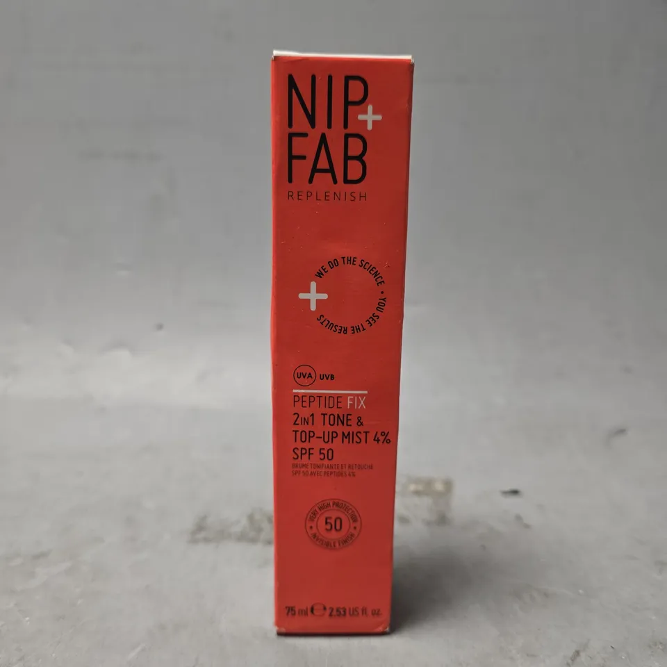 NIP+FAB PEPTIDE FIX 2-IN-1 TONE & TOP-UP MIST, 4% SPF 50