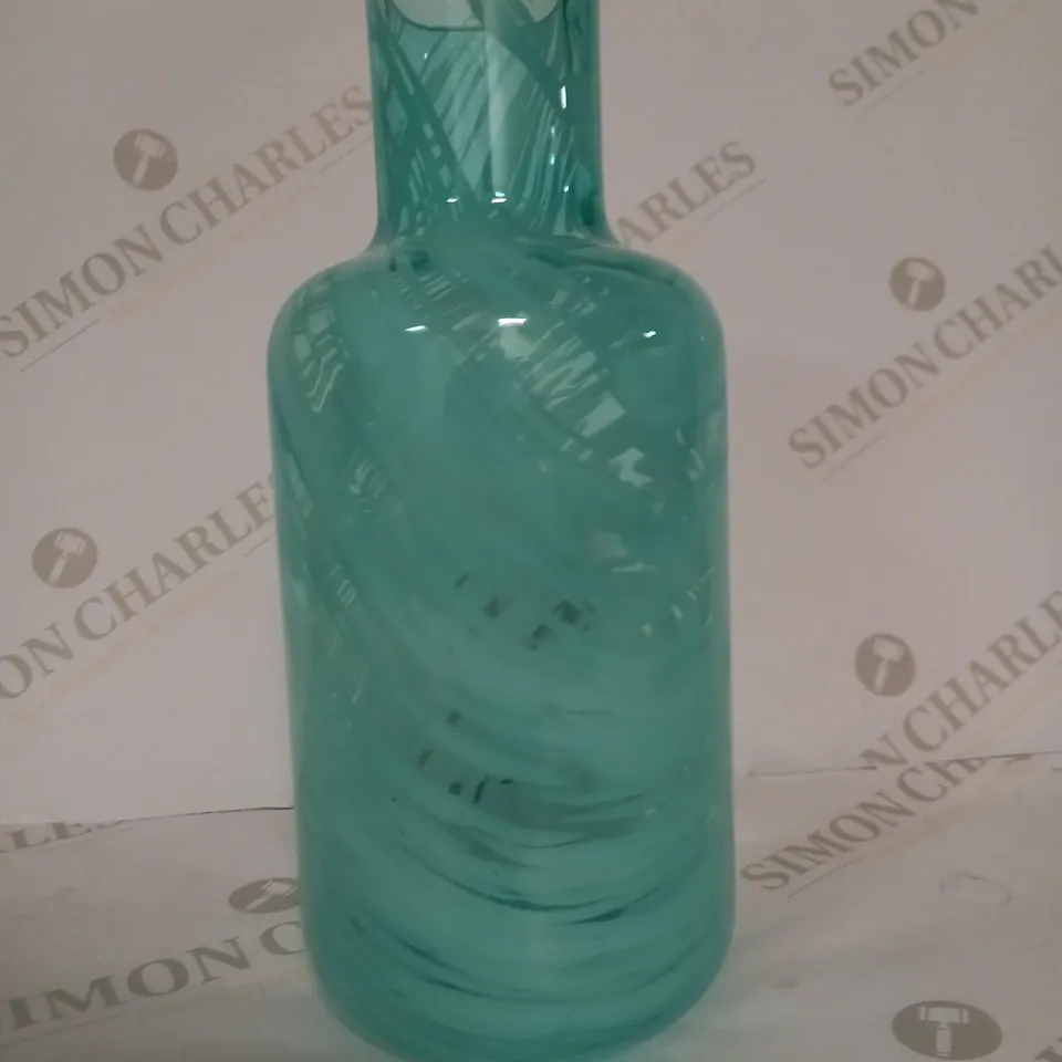 ARIA ART GLASS VASE  RRP £25