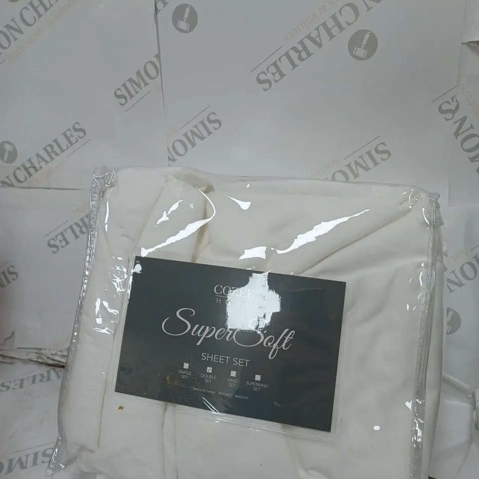 COZEE HOME SUPERSOFT DOUBLE SHEET SET IN WHITE 