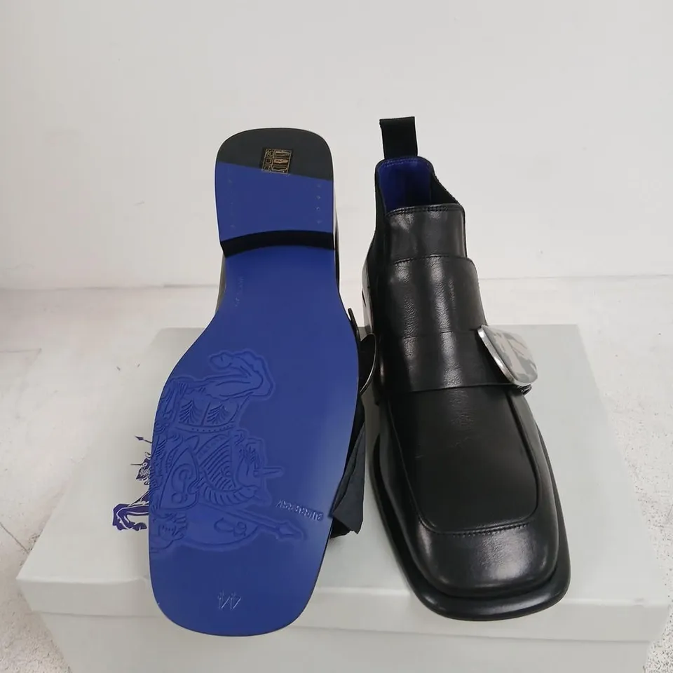 BURBERRY LEATHER CHELSEA BOOTS – BLACK, UK 10 (EU 44)