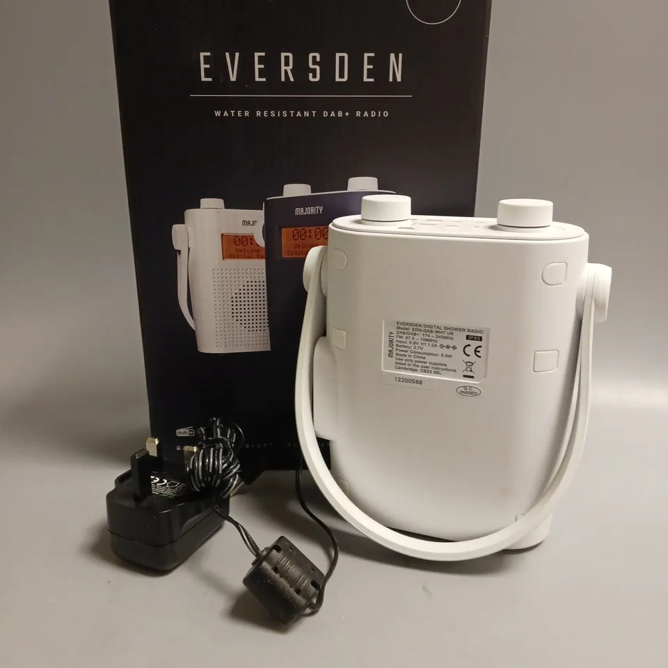 BOXED EVERSDEN WATER RESISTENT DIGITAL SHOWER RADIO IN WHITE 
