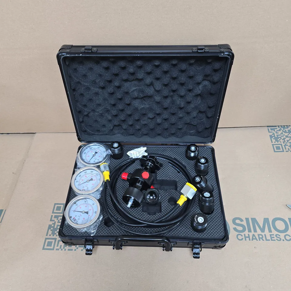HYDRAULIC NITROGEN ACCUMULATOR CHARGING KIT PROTECTIVE CARRY CASE 