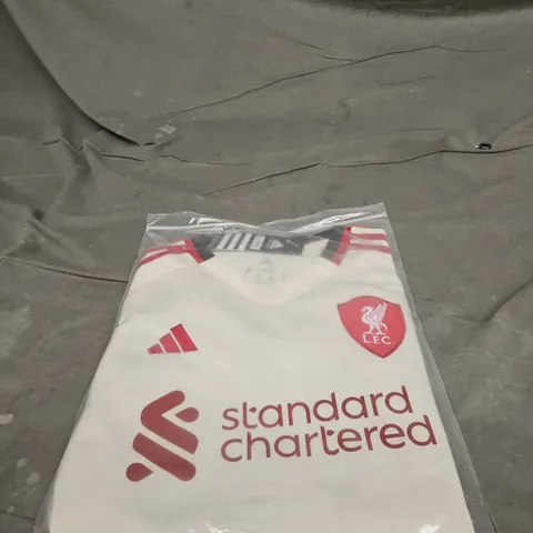 LIVERPOOL FC ADIDAS SLIM FIT POLO SHIRT – WHITE – UK 22