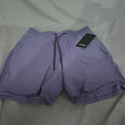 LULULEMON LICENSE TO TRAIN SHORTS - M