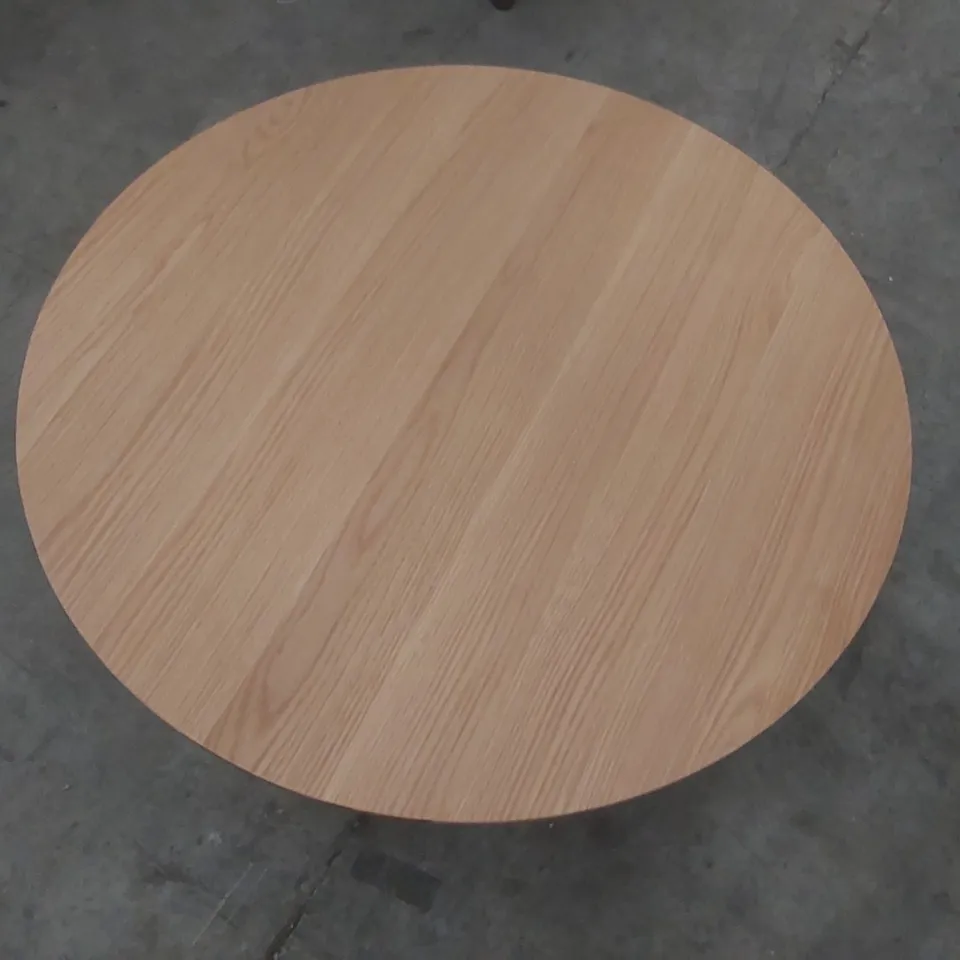 LAROQUE FOUR LEGS COFFEE TABLE