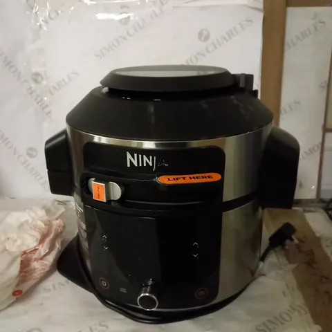 NINJA FOODI SMARTLID MULTI-COOKER