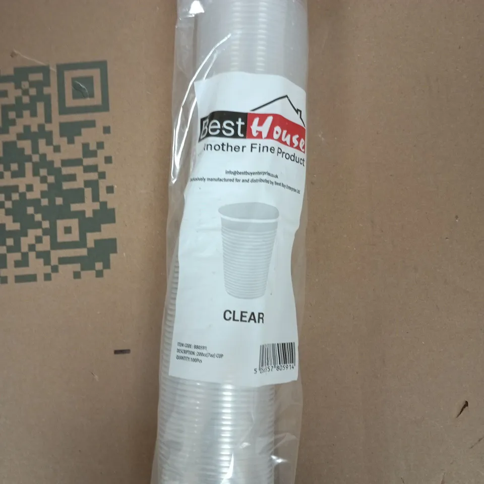 APPROXIMATELY 25 PACKS OF BEST HOUSE CLEAR PLASTIC CUPS - 100 CUPS PER PACK