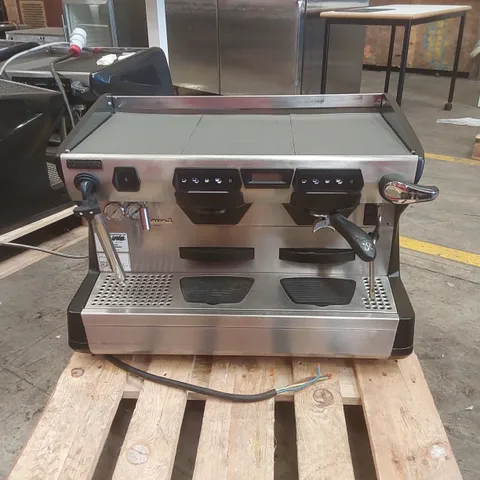 RANCILIO CLASSE 7 2 GROUP COMMERCIAL COFFEE MACHINE WITH ISTEAM