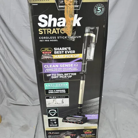 SHARK STRATOS CORDLESS STICK VACUUM – PET PRO MODEL 