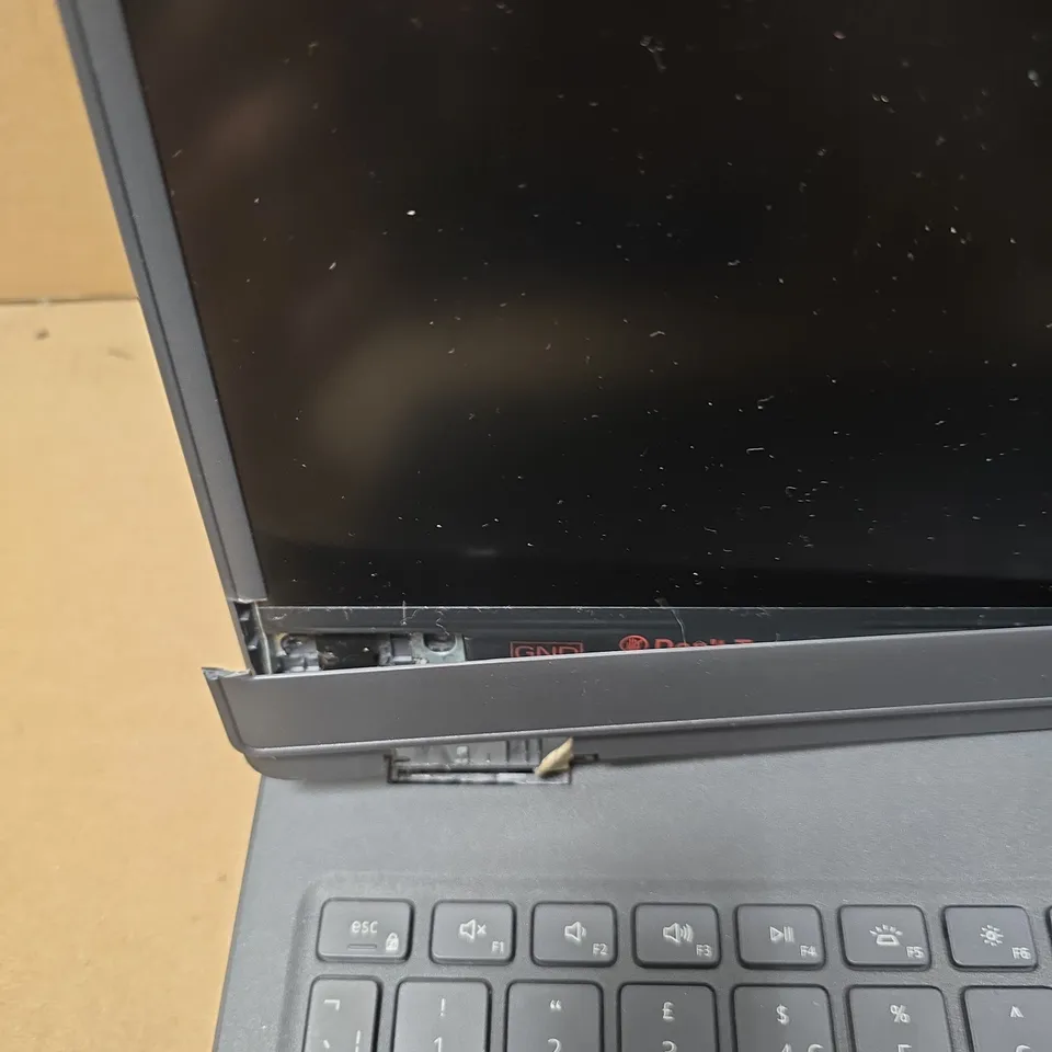 DELL LATITUDE 3510 LAPTOP – HINGE/BEZEL DAMAGE