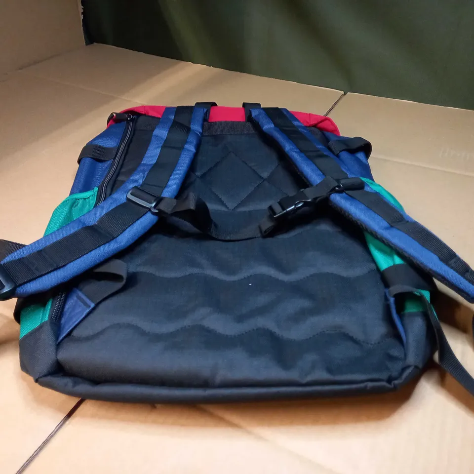 PASSENGER BLOCK COLOUR BOONDOCKER 26L BACKPACK