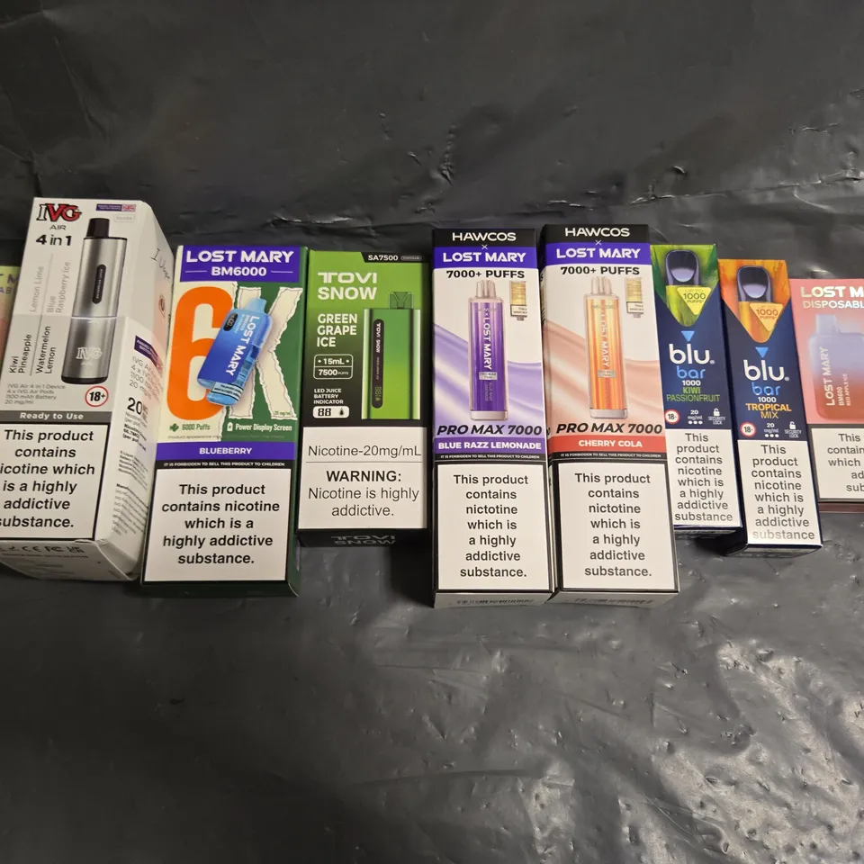 APPROXIMATELY 20 ASSORTED E-CIGARETTE & VAPING ITEMS IN VARIOUS BRANDS 