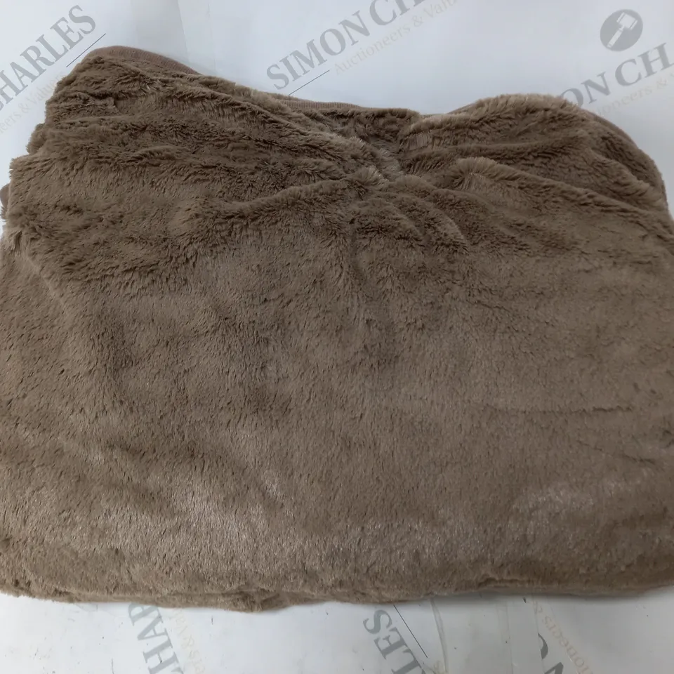 COZEE HOME VELVETSOFT HEATED BLANKET IN DARK TAUPE