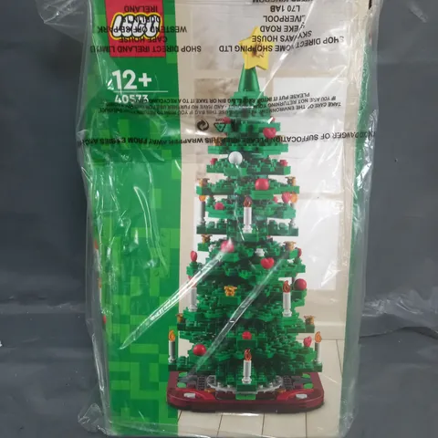 BOXED LEGO CHRISTMAS TREE 2IN1 SET 40573