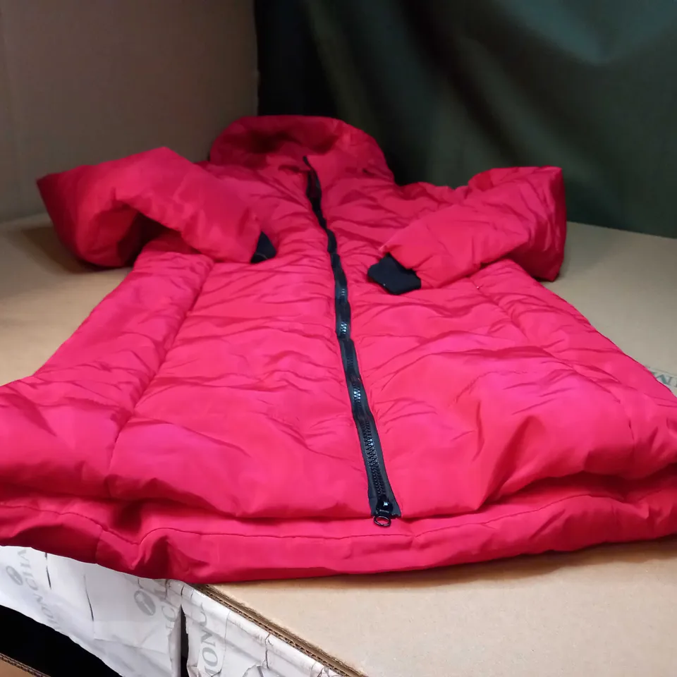 DESIGNER RED PADDED LONG COAT - LARGE