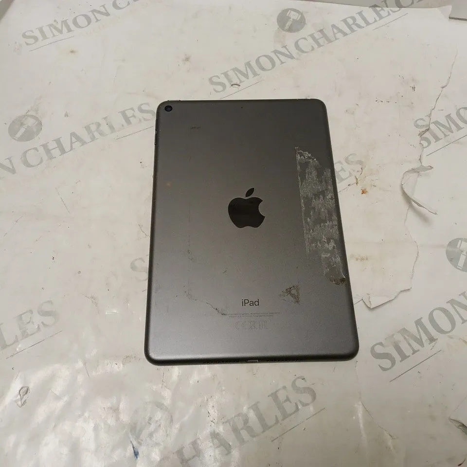 APPLE IPAD IN GREY MODEL A2133 