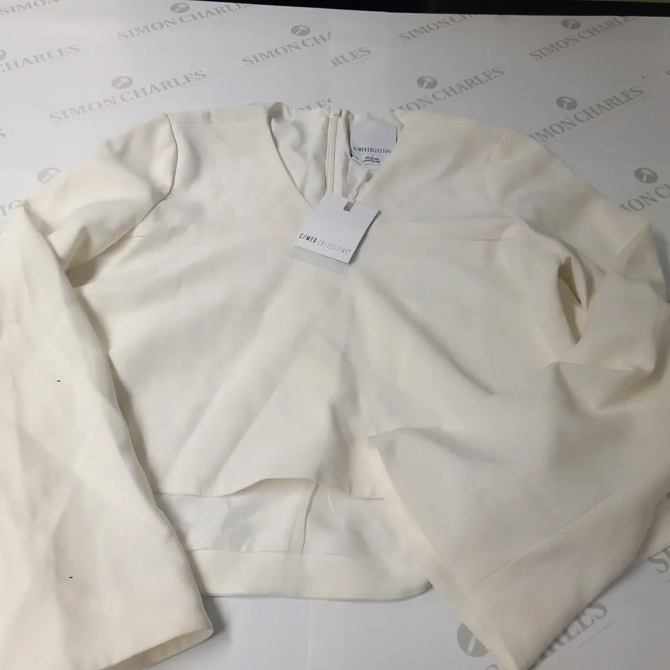 C/MEO COLLECTIVE NEW LOVE LS TOP IVORY SIZE MEDIUM