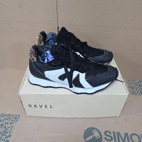 BOXED PAIR OF RAVEL INNES TRAINERS IN BLACK LEATHER - UK 8