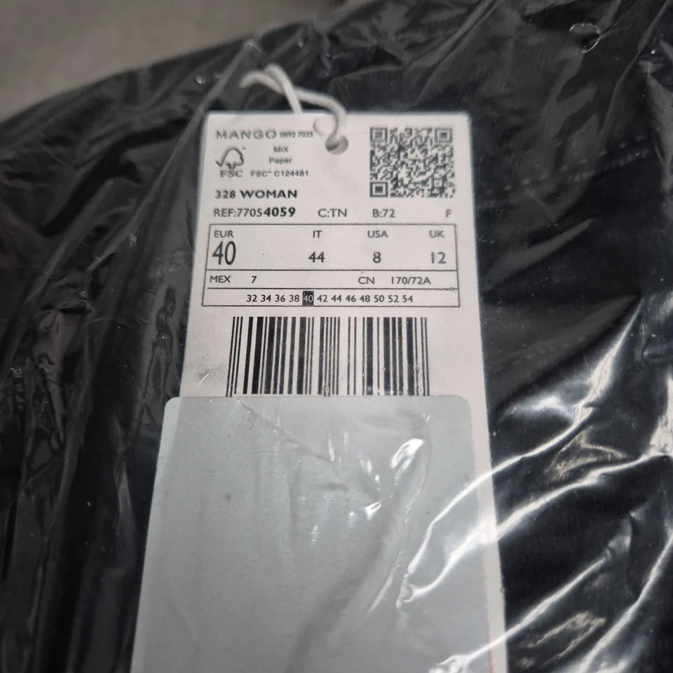 MANGO JEANS COLLECTION – HIGH-WAIST, TIGHT-FIT WOMEN’S JEANS UK 12 (EU 40)