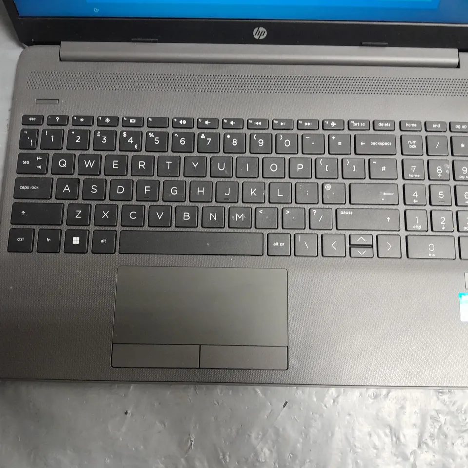 UNBOXED HP INTEL CORE I5 LAPTOP IN GREY - RTL8852BE