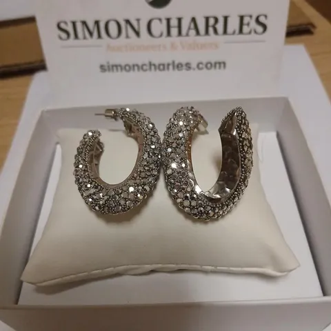 MALIKA STATEMENT CRYSTAL HOOPS 